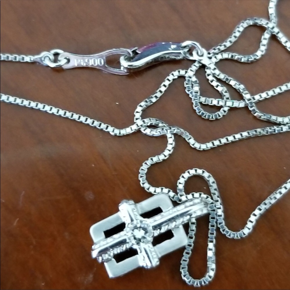 Platinum diamond necklace 💎💎💎